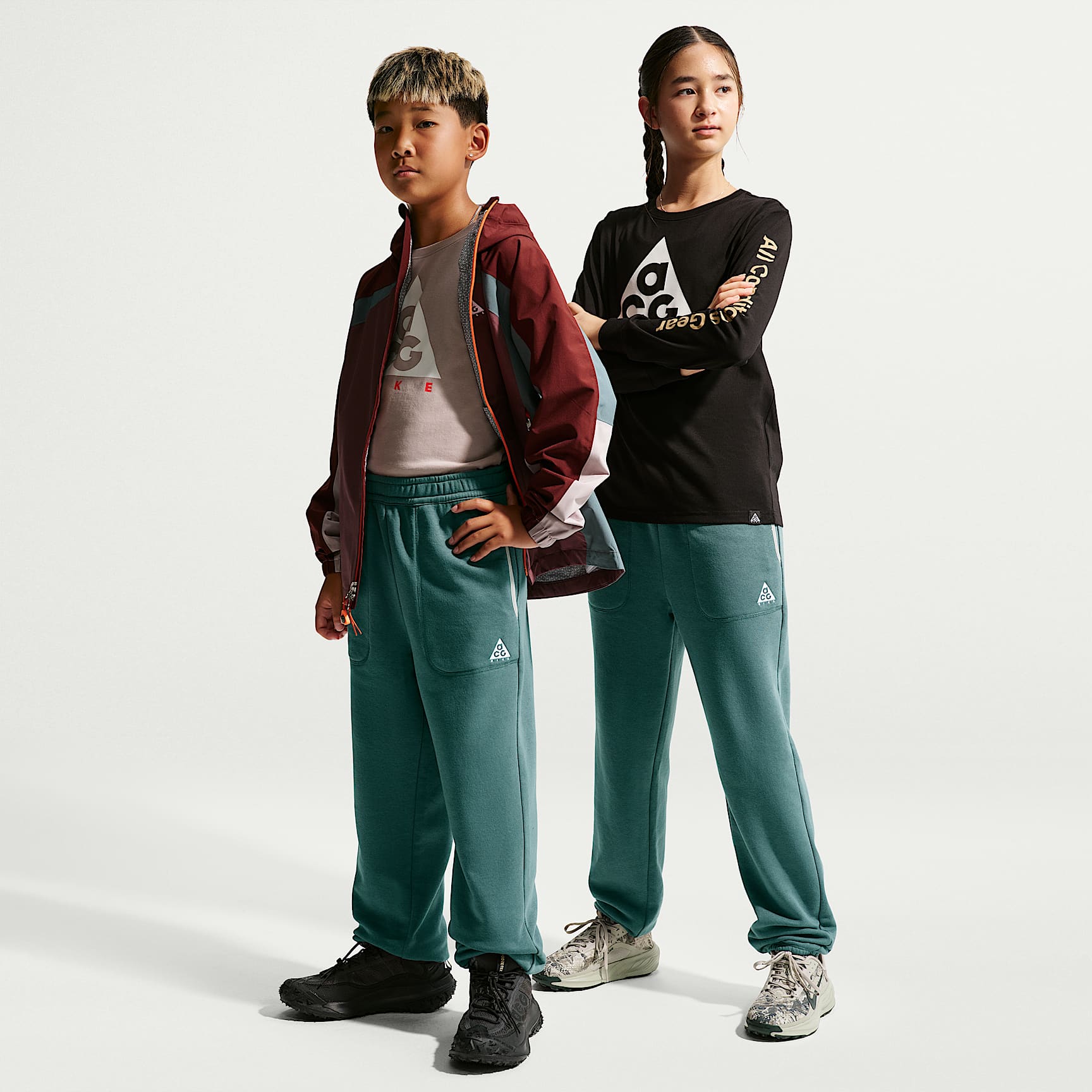 Nike ACG Older Kids' Fleece Pants. Nike PT